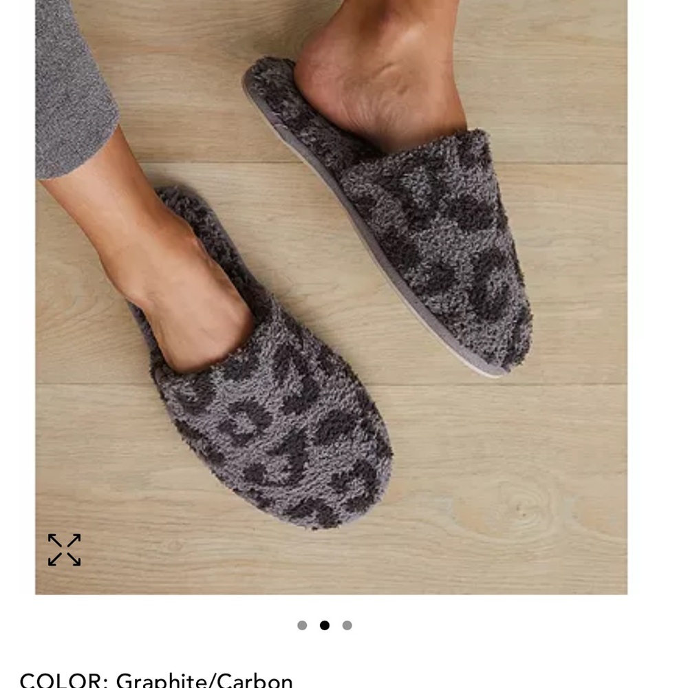 BAREFOOT‎ DREAMS Women's Cozy Chic Barefoot In The Wild Slippers Sz Small New